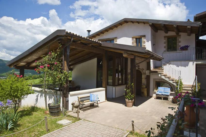 Agriturismo Valle Tezze Cascia Extérieur photo
