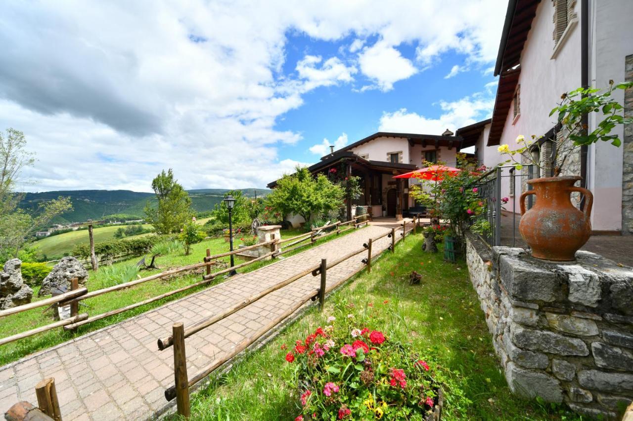 Agriturismo Valle Tezze Cascia Extérieur photo